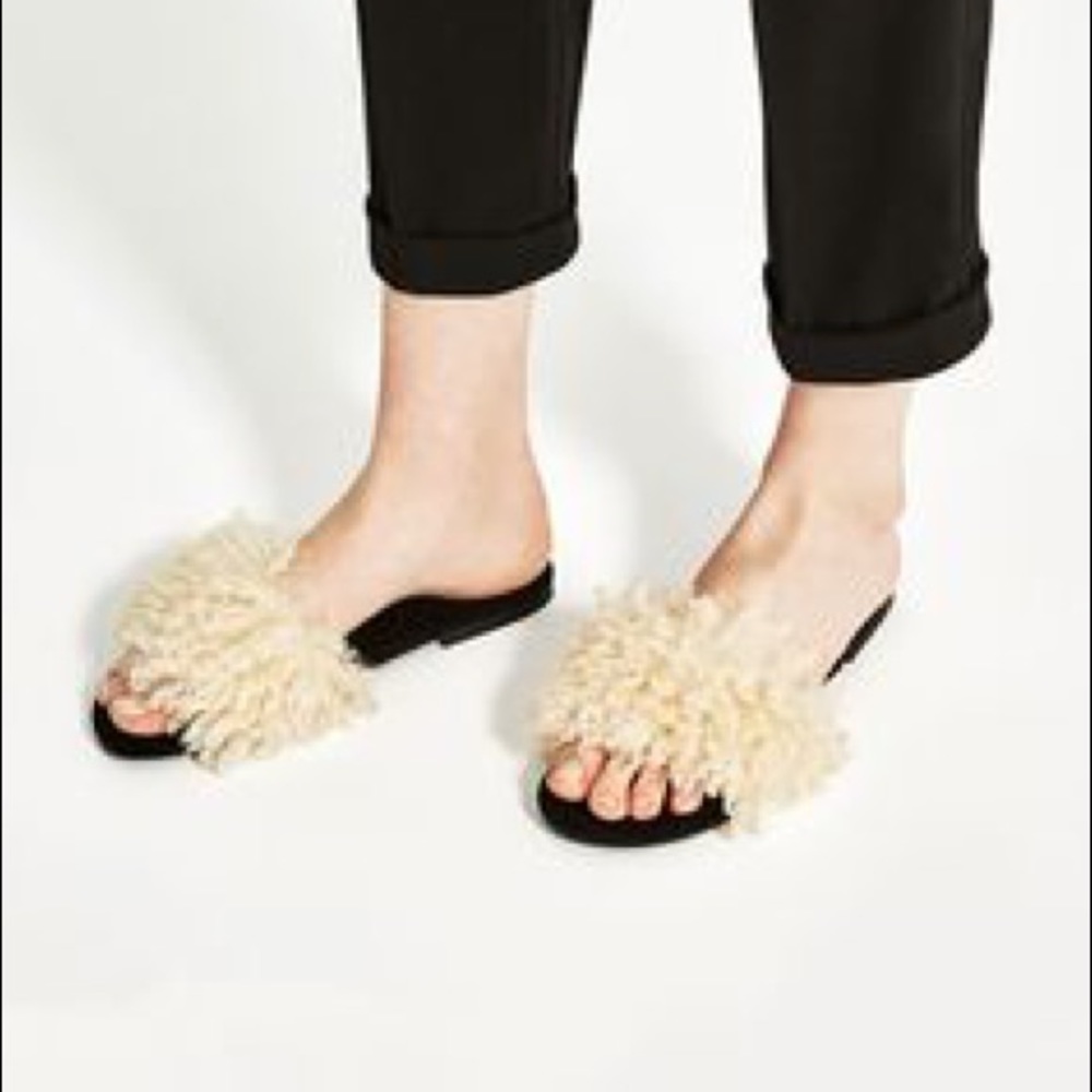 Zara Fur Sandals size 36